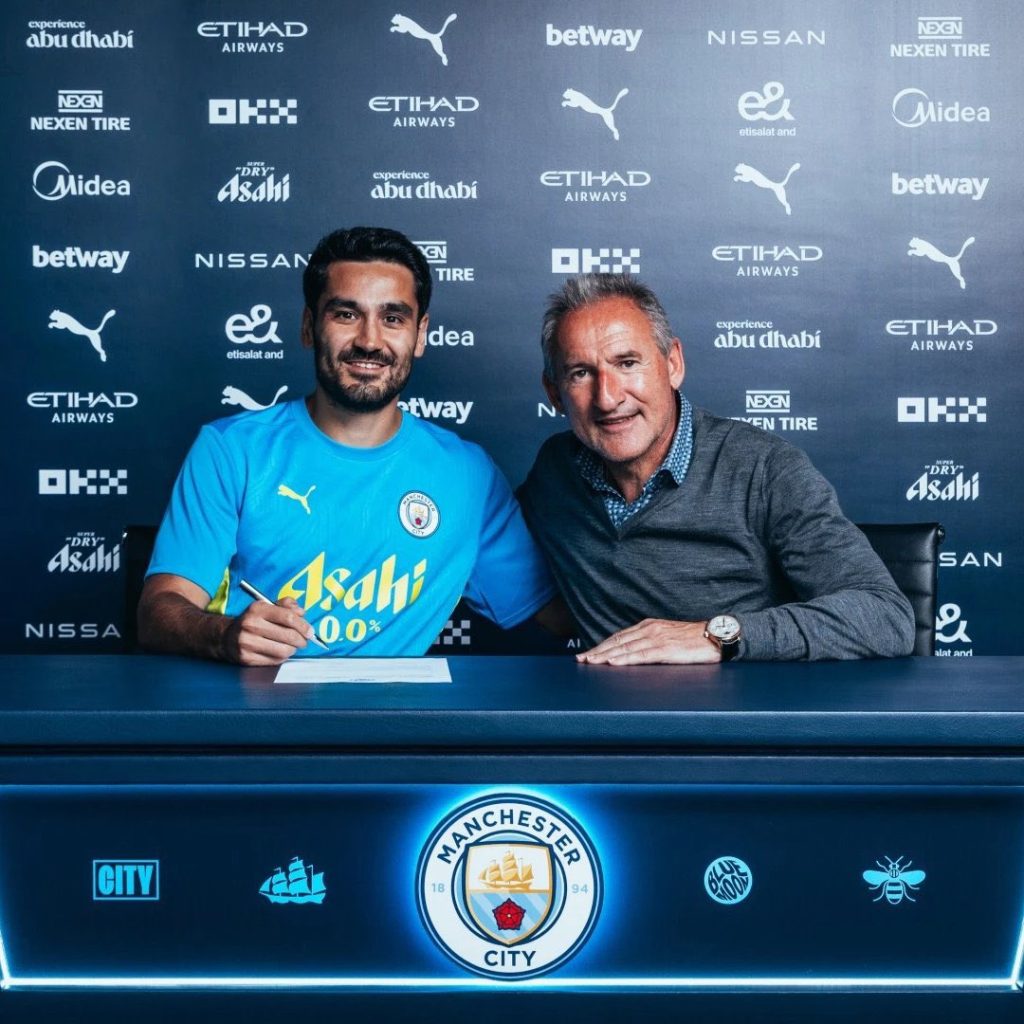 Gundogan Waves Goodbye to Barca Fans Over Financial Issues